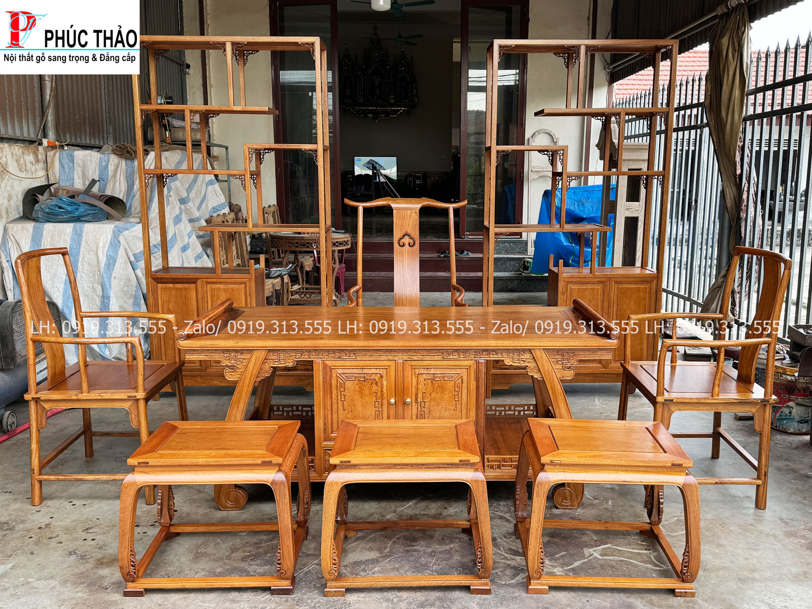 Bàn trà gỗ gụ - Phong cách Trung Hoa
