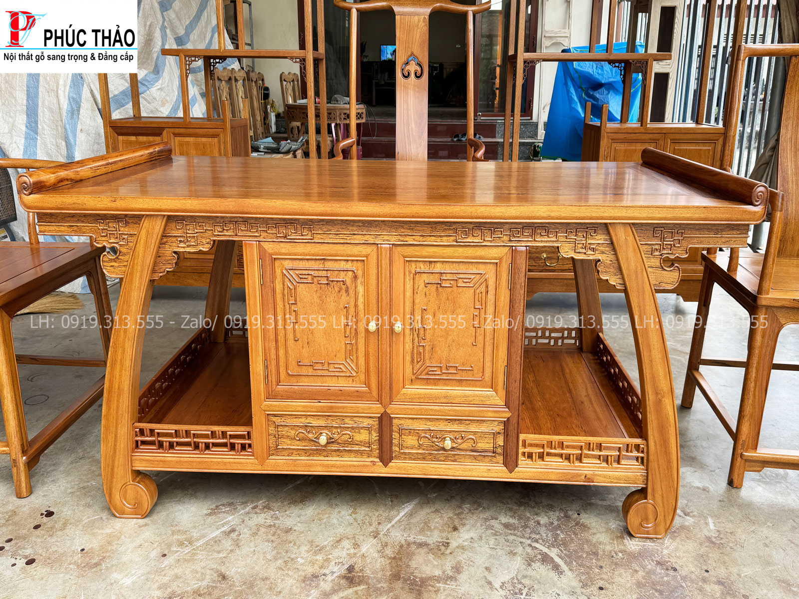 Bàn trà gỗ gụ - Phong cách Trung Hoa