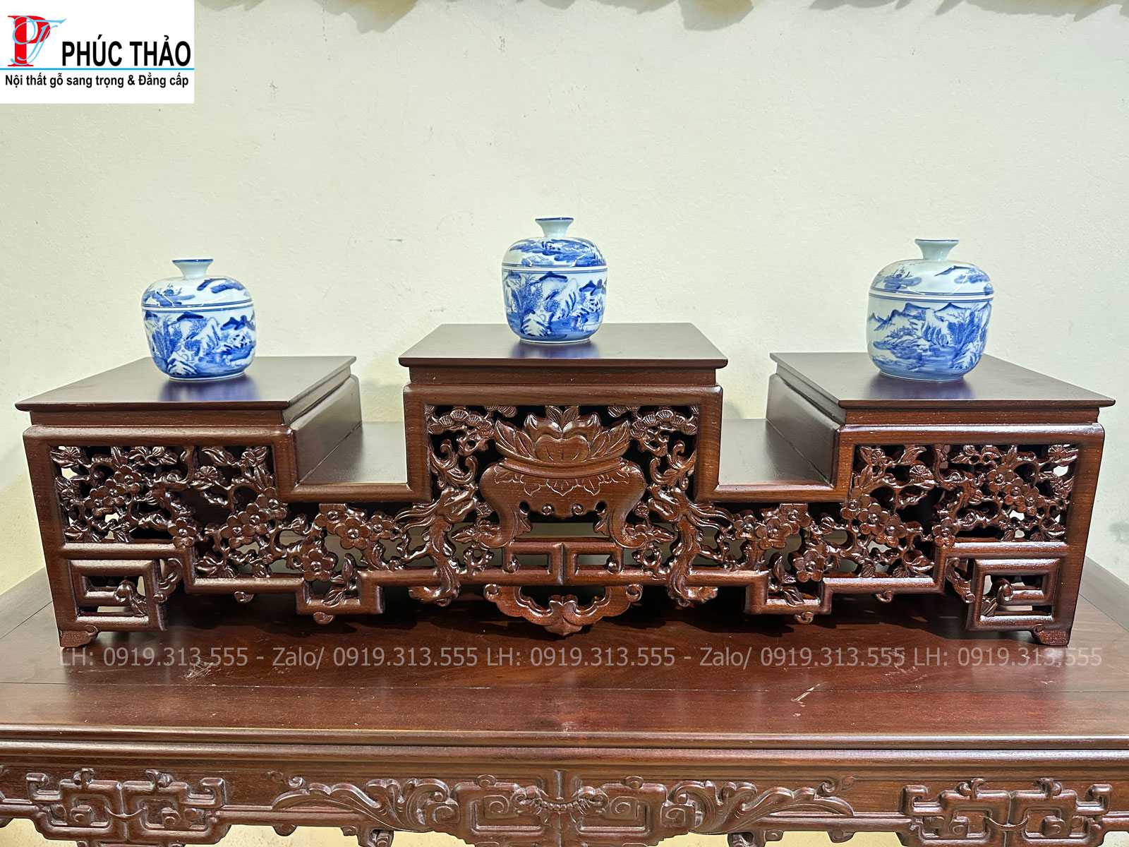 Hình ảnh tam cấp chạm mai