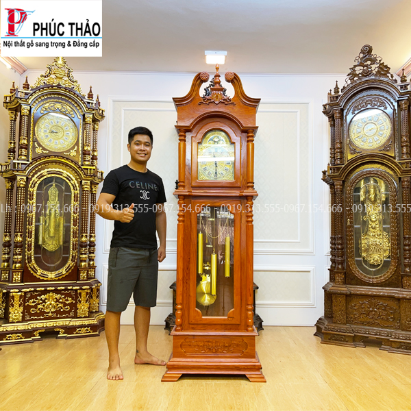 Đồng Hồ Cây Máy Cơ và Máy Điện Tử Khác Nhau Như Thế Nào ?
