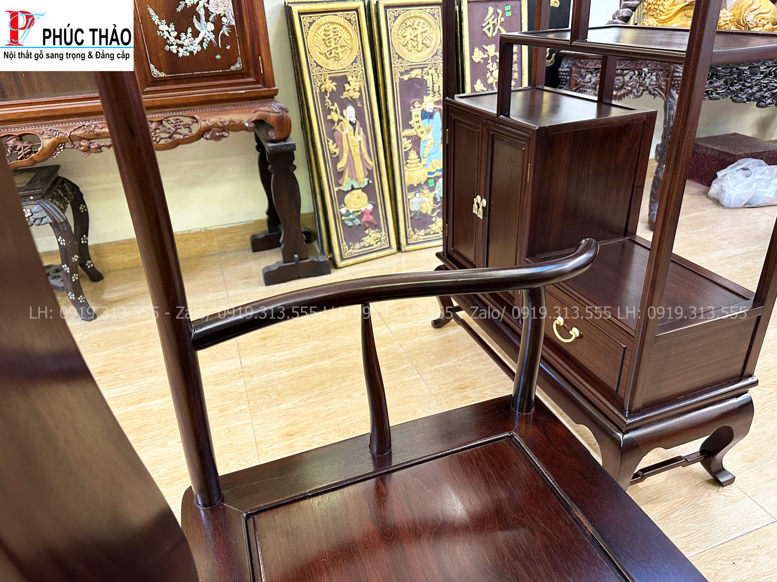 Giá trị phong thủy và biểu tượng quyền lực của ghế tai quan