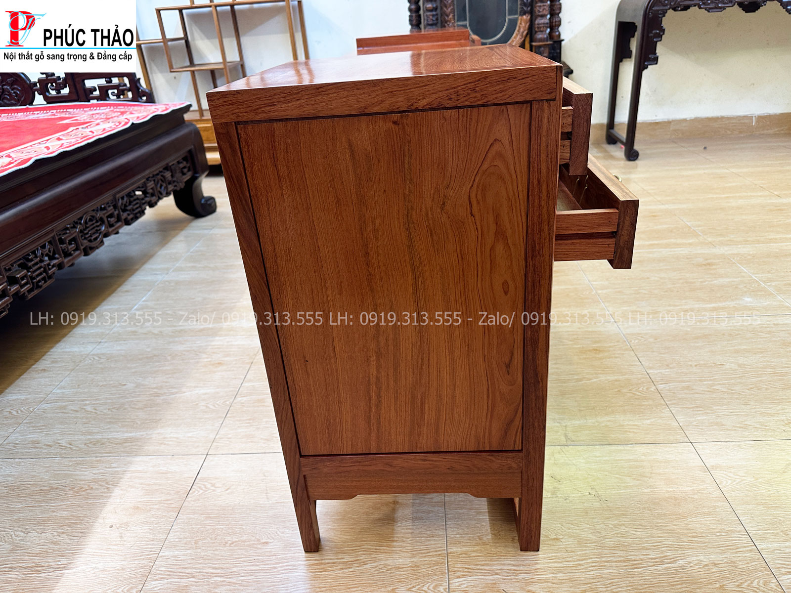 Kệ tivi móc mỏ - Sự lựa chọn đẳng cấp cho không gian sống