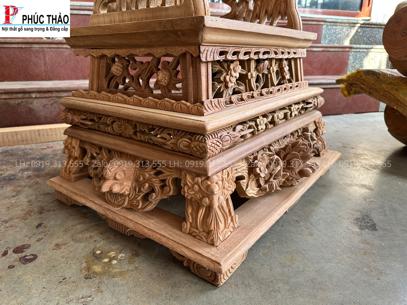 Ngai thờ gỗ biểu tượng của gia phong và cội nguồn Ngai thờ gỗ biểu tượng của gia phong và cội nguồn