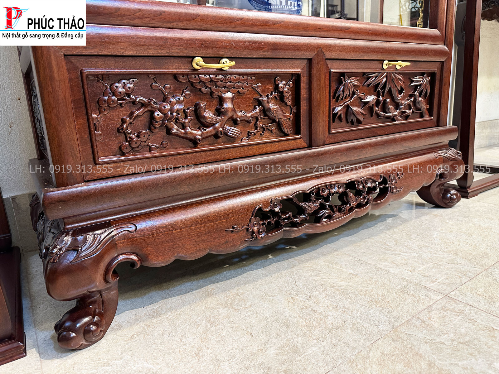 Tủ bày đồ TBĐ14 mang đậm phong cách truyền thống