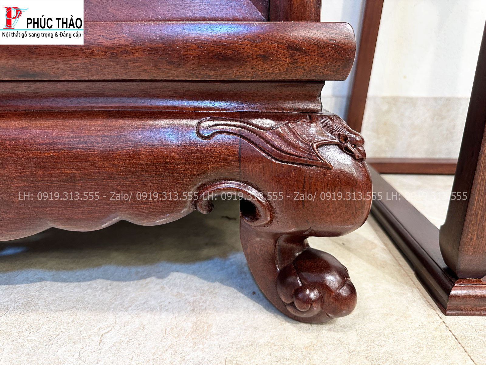 Tủ bày đồ TBĐ14 mang đậm phong cách truyền thống