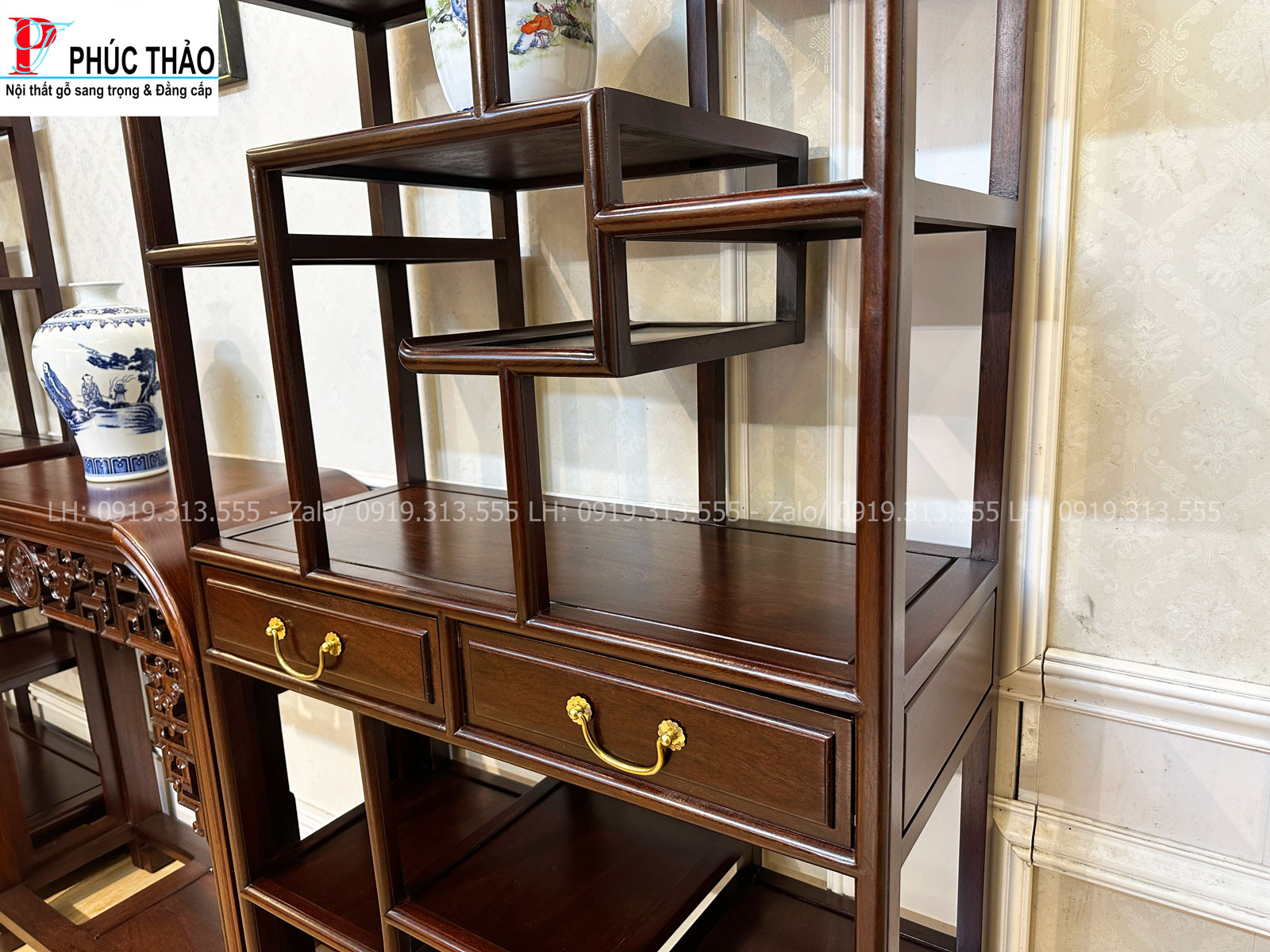 Thiết kế mở giúp tôn vinh vẻ đẹp từng món đồ trưng bày