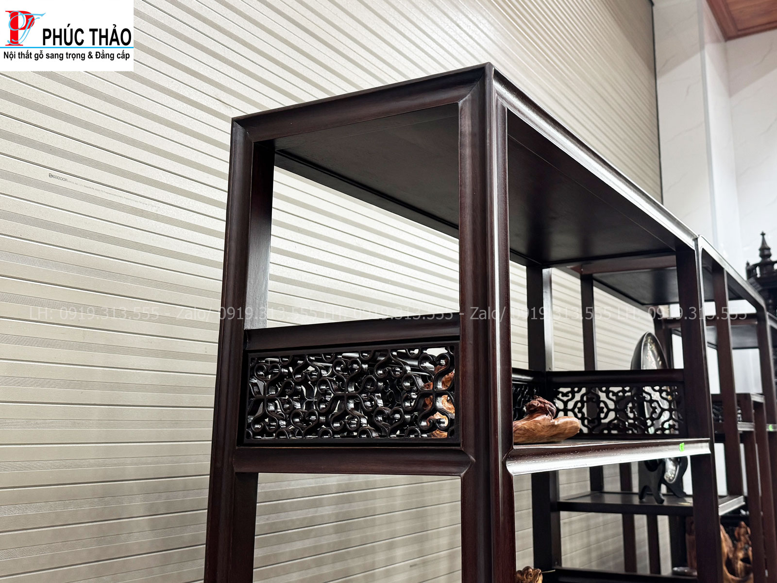 Gía trị thẩm mỹ tủ bày đồ gỗ gụ mang đến