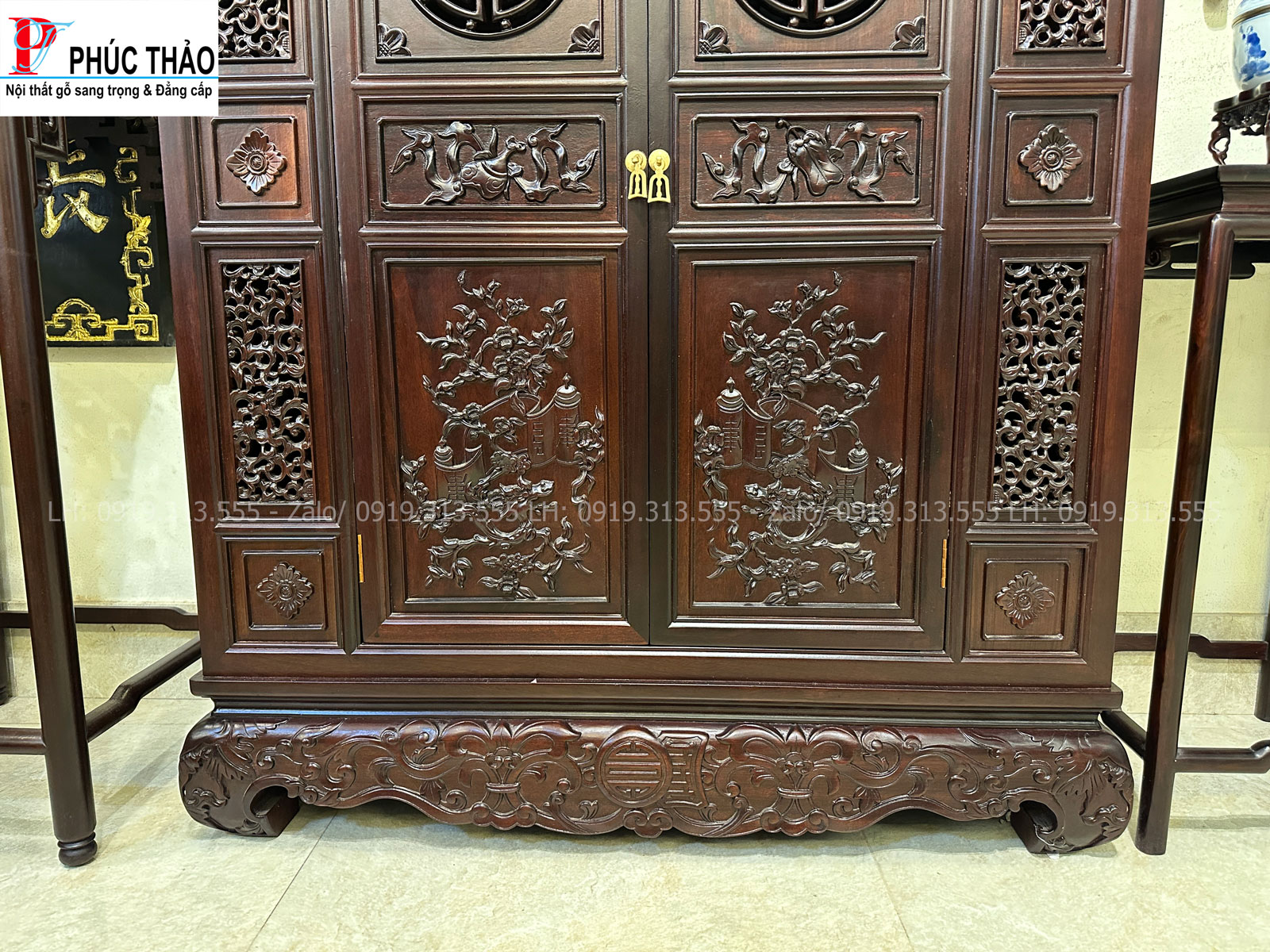 Vẻ đẹp đậm chất Huế trong thiết kế của chiếc tủ Vẻ đẹp đậm chất Huế trong thiết kế của chiếc tủ