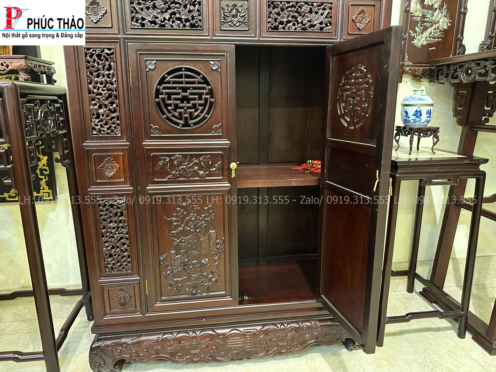 Vẻ đẹp đậm chất Huế trong thiết kế của chiếc tủ Vẻ đẹp đậm chất Huế trong thiết kế của chiếc tủ